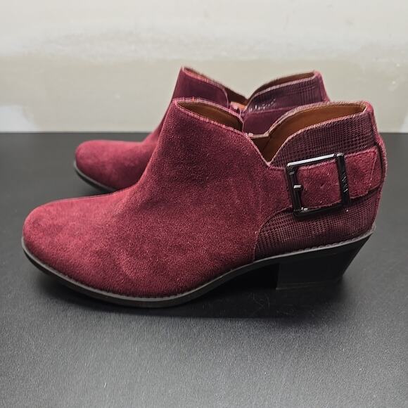 Vionic Wine Red Suede Ankle Boots with Buckles Ama Booties Sz 7.5 - Picture 4 of 11